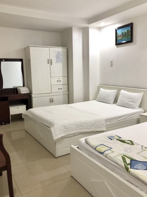 Seven Stars Hotel thumbnail 2