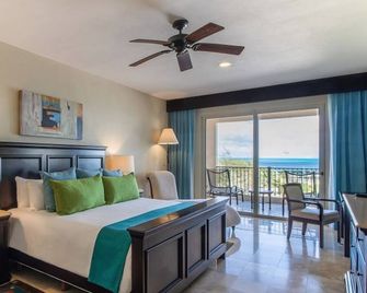 Cancun 2 Br Waterfrnt Penthouse Villa Del Palmar-Other Size Suite Also Available - איסלה מוחרס - חדר שינה