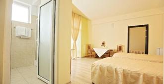Hotel Class - Großwardein - Schlafzimmer