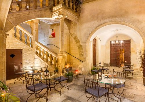 Nîmes’ Roman Holiday: A Guide to the City’s Most Historic Luxury Hotels