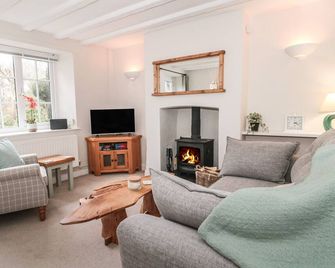 Jasmine Cottage - Axminster - Living room