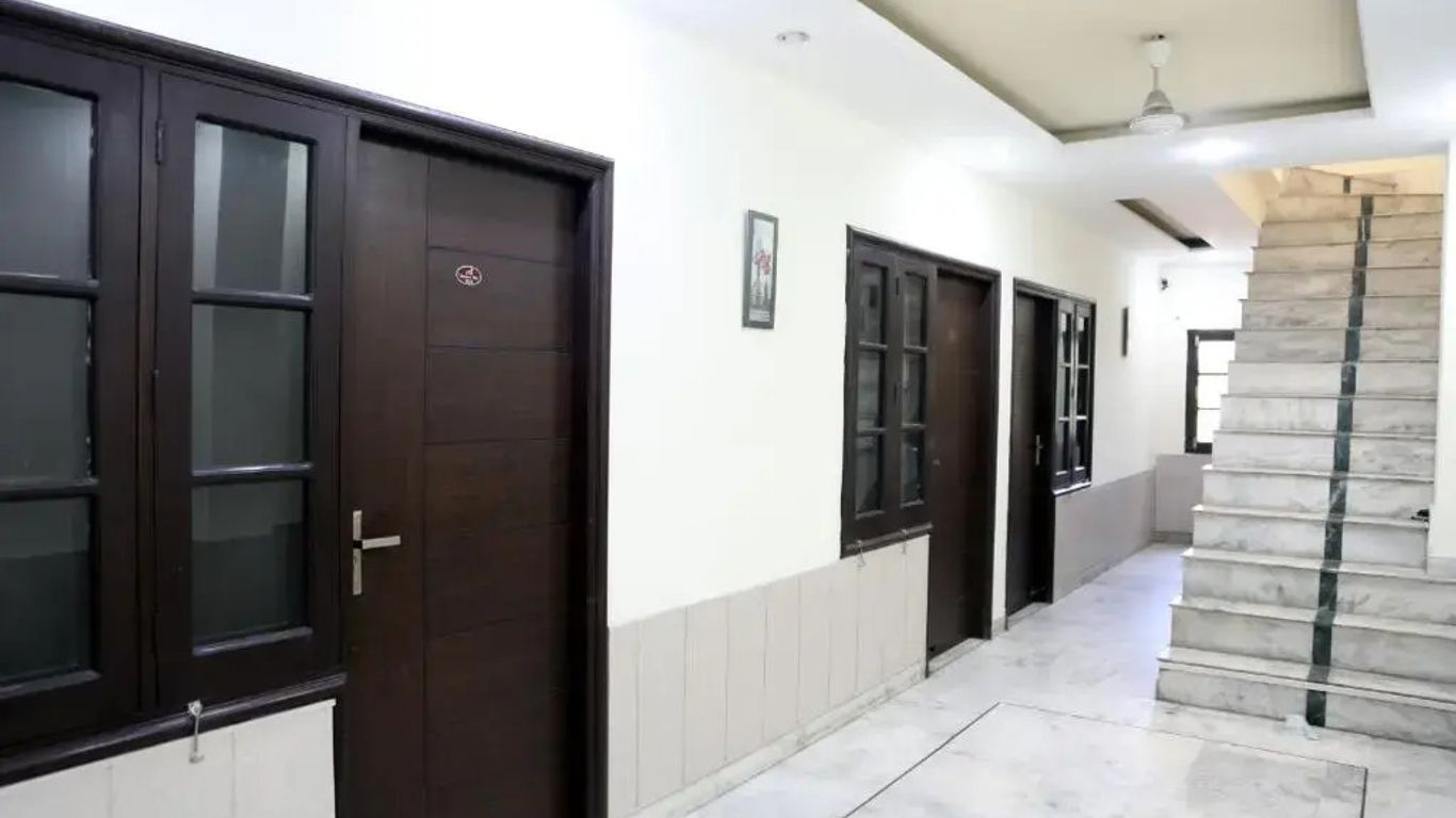 Time Square Guest House