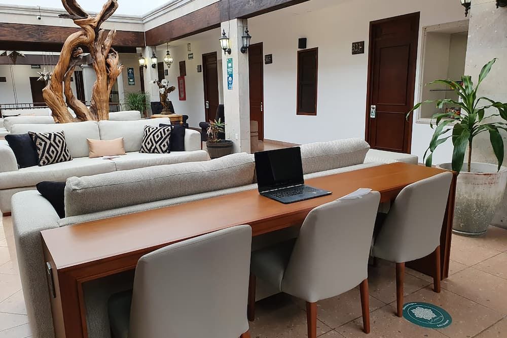 Hotel La Casona 30 - סן מיגל דה איינדה