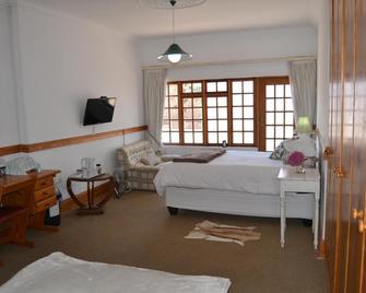 Lekkerrus guesthouse - Krugersdorp - Bedroom