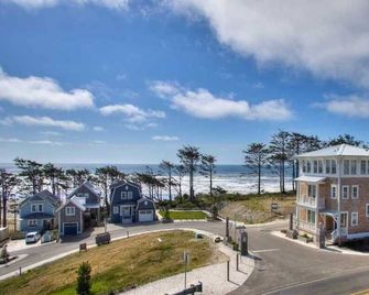Ciao Bella Beach at Seabrook Hospitality - Pacific Beach