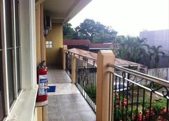 Spurlock Residences - Lapu-Lapu City - Balkon