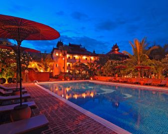 Amazing Bagan Resort - Bagan - Pool