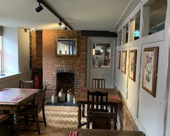Rose & Crown - Canterbury