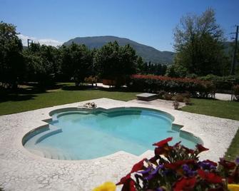 Myriam Country House B&B - Mercogliano - Piscina