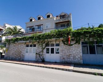 Palma Studio in Polače - Polače - Budynek