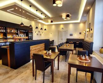 Hotel Grand - Řevnice - Bar