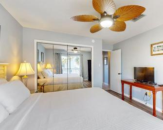 Healing Hideaway - Port St. Joe - Habitación