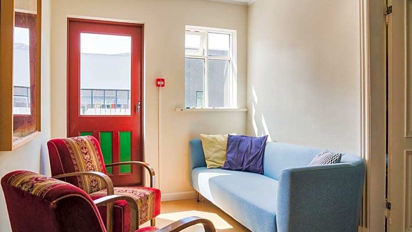 Hafaldan HI hostel, old hospital building