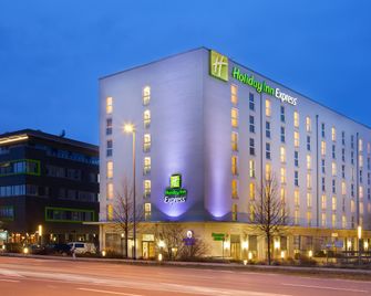 Holiday Inn Express Nürnberg-Schwabach - Schwabach - Building