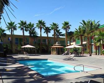 Stagecoach Hotel & Casino Beatty - Beatty - Piscina