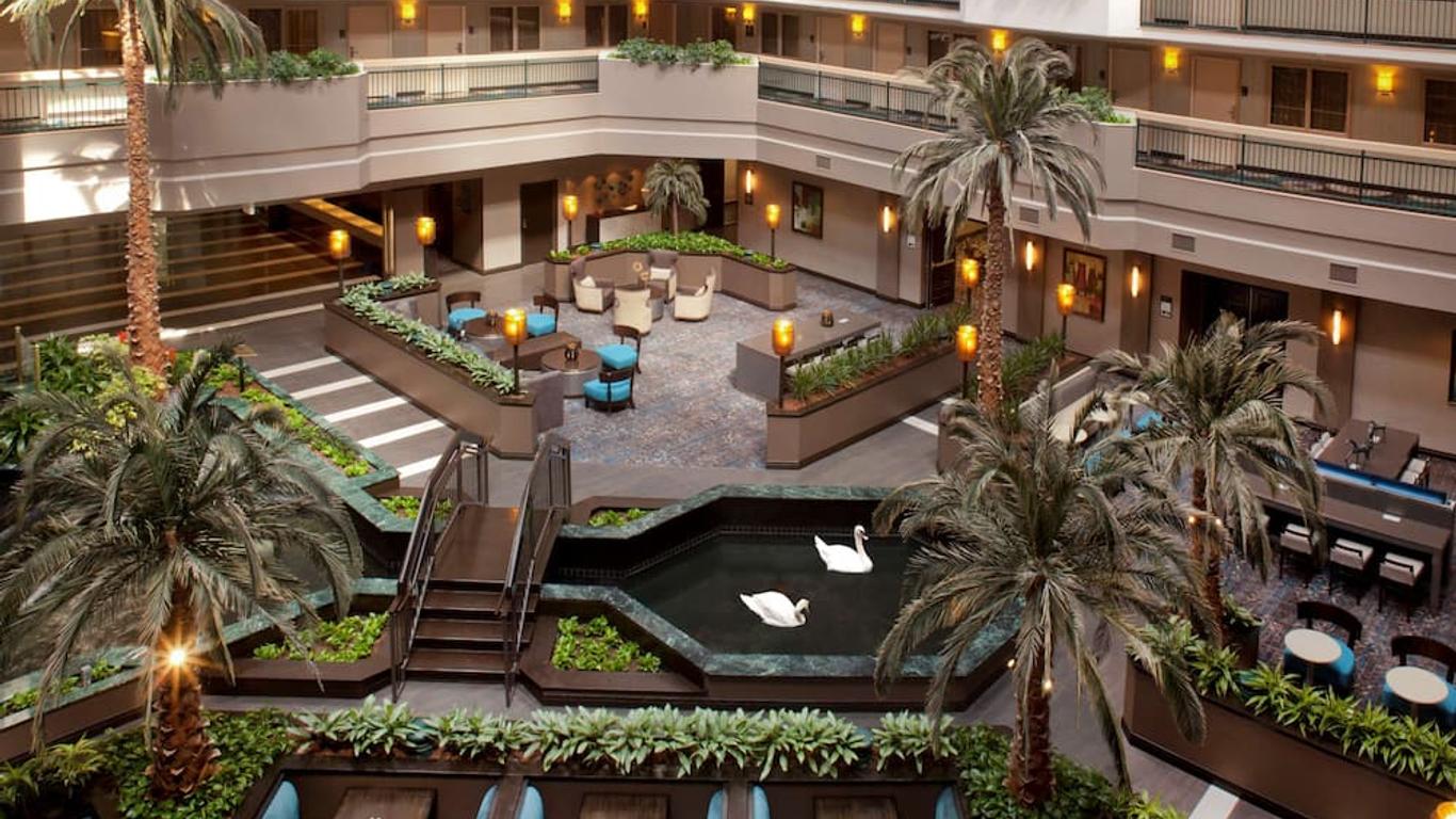 Embassy Suites by Hilton Houston Near the Galleria