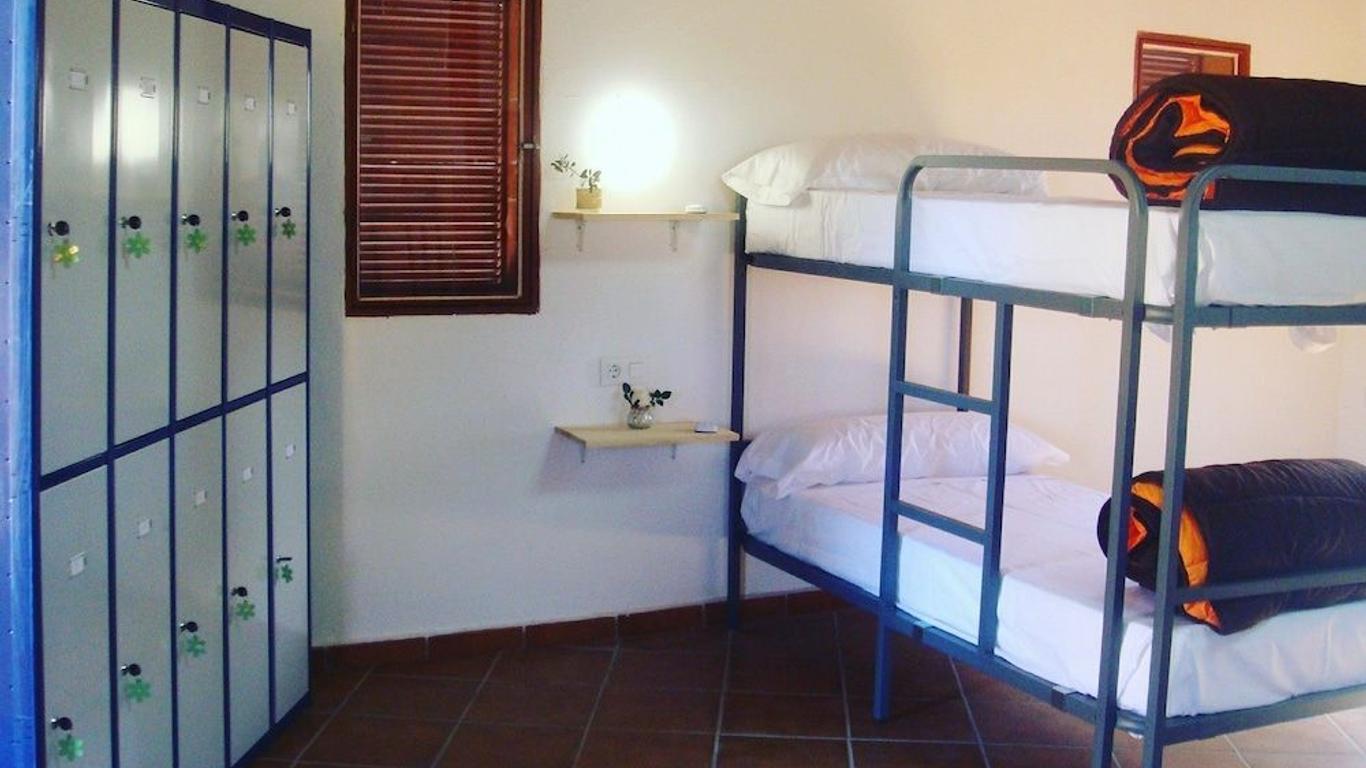 Albergue Turistico De Cornalvo