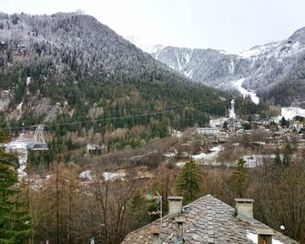 Mont Blanc Exclusive #bluchalet - Courmayeur - Widok na zewnątrz