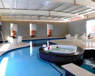 Hotel Premium Campinas - Campinas - Pool