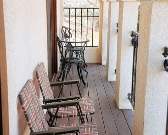 Tavares Inn - Alamogordo - Balcone