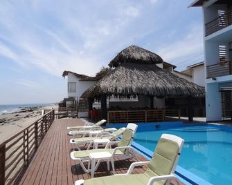 Akas Hotel Apartamentos - Punta Sal - Pool