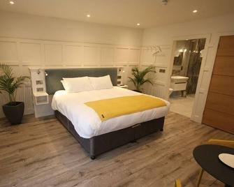 Quinlan & Cooke Boutique Townhouse - Caherciveen - Schlafzimmer