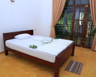Gem River Edge - Kataragama - Habitación