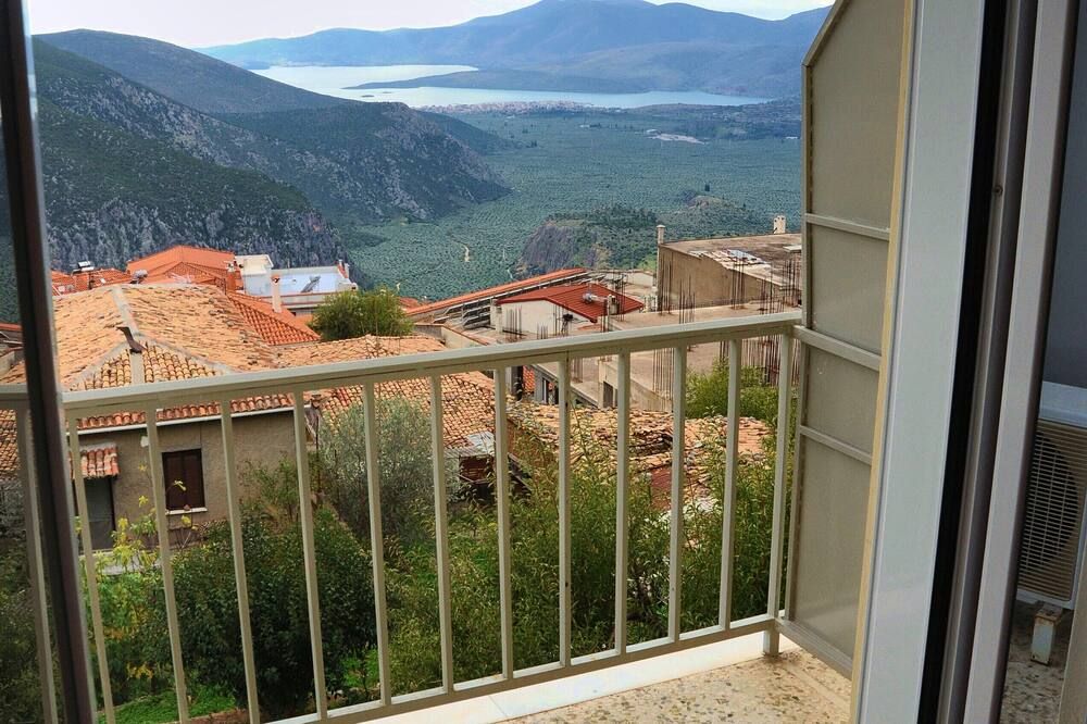 كاستري - دلفي - شرفة