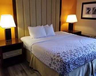 Fairmount Inn & Suites - Stroudsburg, Poconos - Delaware Water Gap - Sypialnia