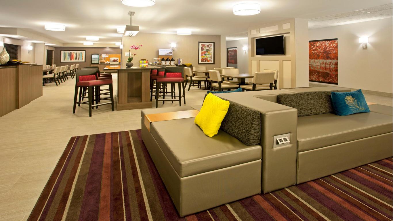 Holiday Inn Express & Suites Eden Prairie - Minnetonka