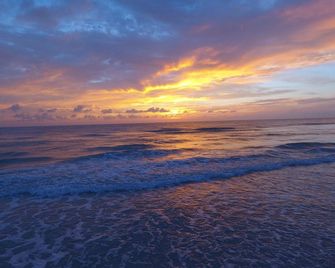 رويال نورث بيتش أول سويتس - Clearwater Beach - شاطئ
