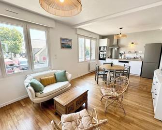Lovely ! T2 neuf Archi cosy - Plein bourg - Larmor-Plage - Living room