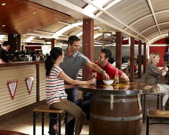 Outback Hotel - Yulara - Bar