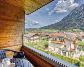 Hotel Wirtshaus Sattlerwirt - Ebbs - Balcón