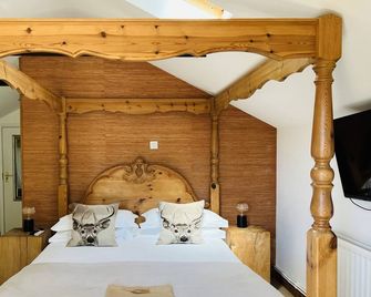Cottage Lodge Hotel - Brockenhurst - Schlafzimmer