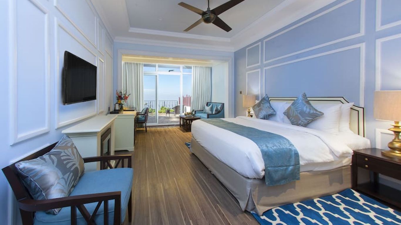 Fragrant Nature Munnar - A Five Star Classified Hotel