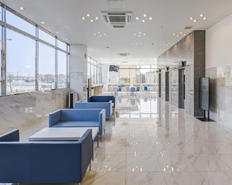 Toyoko Inn Imba Nihon-idai Ekimae - Inzai - Lobby