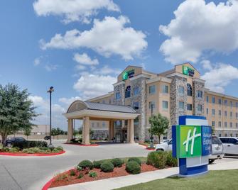 Holiday Inn Express & Suites San Antonio - Brooks City Base By IHG - San Antonio - Building
