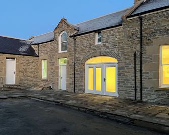 Grainbank Mews - Оркні - Будівля