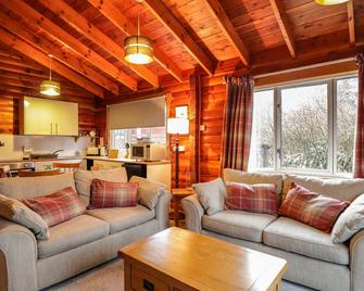 Spruce Lodge - Strathpeffer - Living room