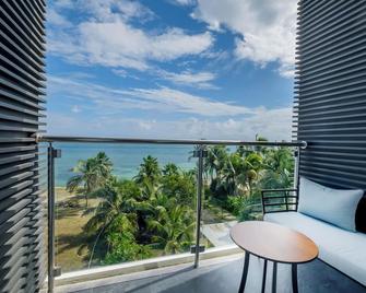 The Watermark Hotel - San Pedro Town - Balcony