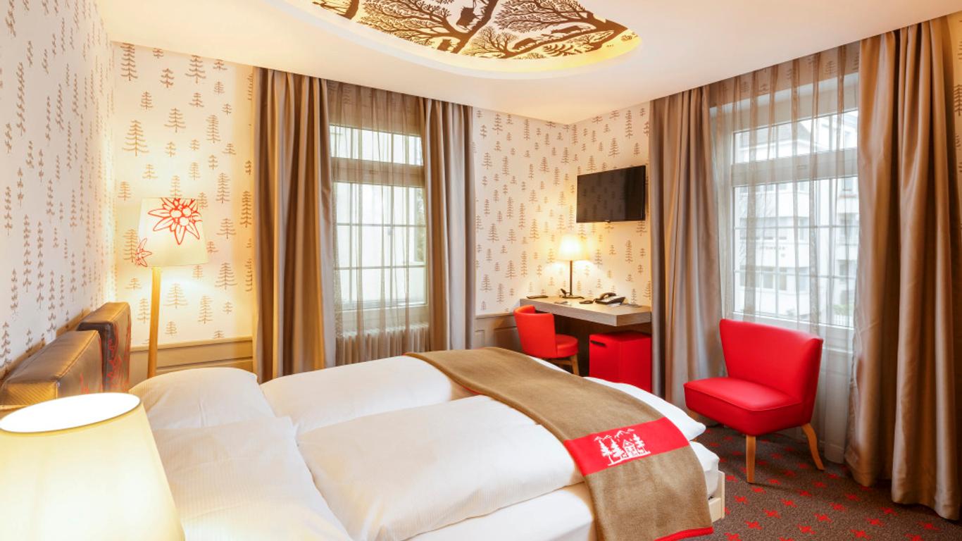 سويس نايت باي فاسبيند