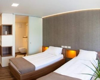 Hotel Pomaranca - Ptuj - Slaapkamer