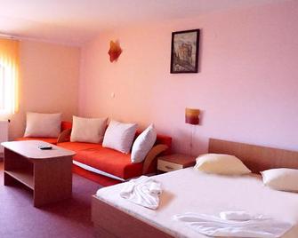 Hotel Restaurant Vodenitsata - Berkovitsa - Bedroom
