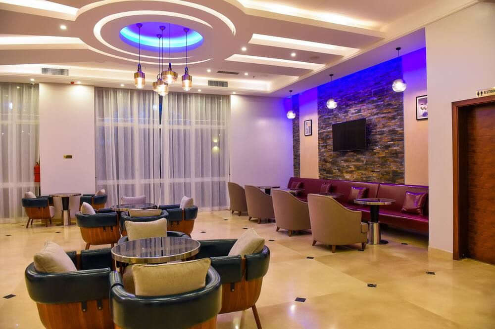 أدماس جراند هوتل - إنتب - ردهة