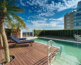 Hotel Laghetto Stilo Higienópolis - Porto Alegre - Pool