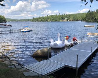 Little Sebago Lake - Beautiful year-round lakefront home with stunning views - Gray