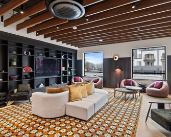 Voco Ardez Hotel Sunnyvale By IHG - Sunnyvale - Salon