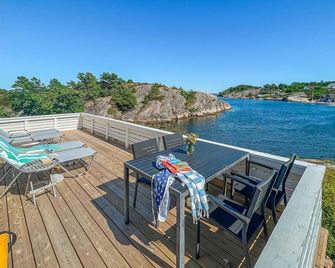 Gorgeous home in Flekkerøy with WiFi - Kristiansand - Balkong