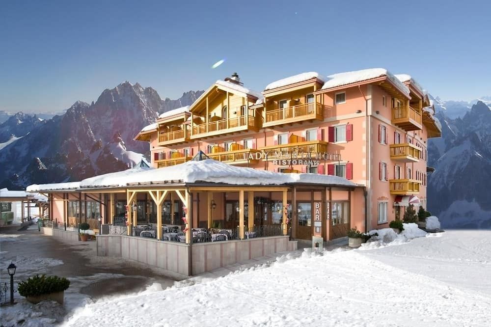 ليدي ماريا هوتل آند ريزورت